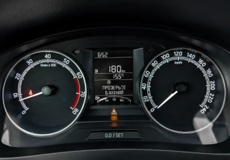 Подержанный автомобиль Skoda Rapid Liftback 2019 года (16 фото)