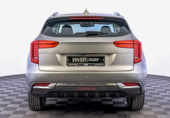 Подержанный автомобиль Haval Jolion 2023 года (6 фото)