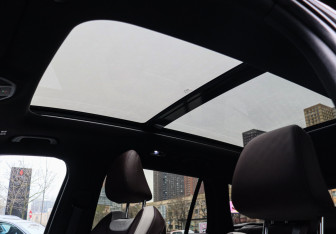 Подержанный автомобиль Geely Monjaro 2023 года (16 фото)