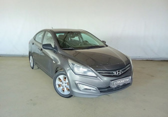 Подержанный автомобиль Hyundai Solaris Sedan 2014 года (3 фото)