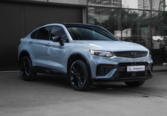 Подержанный автомобиль Geely Tugella 2023 года (3 фото)