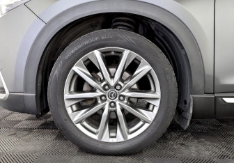 Подержанный автомобиль Mazda CX-9 2018 года (18 фото)