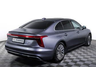 Подержанный автомобиль Hongqi H5 2023 года (5 фото)