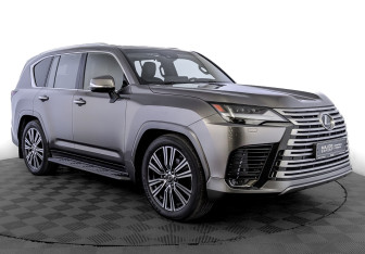 Подержанный автомобиль Lexus LX 2024 года (3 фото)