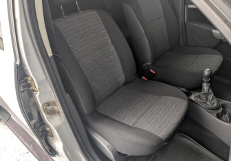 Подержанный автомобиль Renault Duster 2013 года (23 фото)