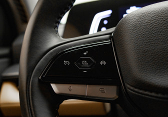 Подержанный автомобиль Changan Hunter Plus 2023 года (12 фото)