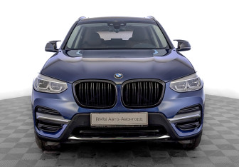 Подержанный автомобиль BMW X3 2020 года (2 фото)