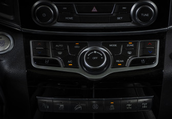 Подержанный автомобиль Haval H9 2022 года (11 фото)