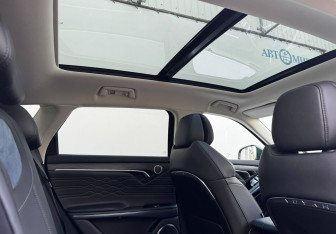 Подержанный автомобиль Voyah Free 2023 года (13 фото)