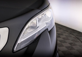 Подержанный автомобиль Peugeot Traveller 2021 года (18 фото)