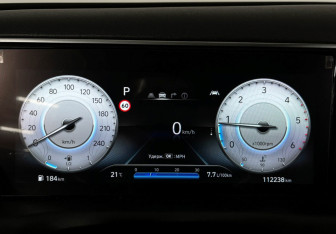 Подержанный автомобиль Hyundai Tucson 2022 года (11 фото)