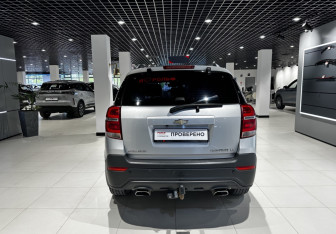 Подержанный автомобиль Chevrolet Captiva 2014 года (4 фото)