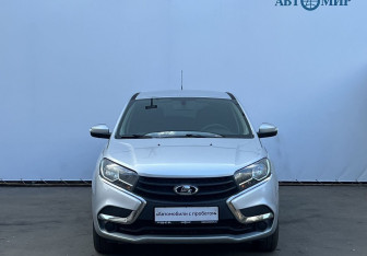 Подержанный автомобиль LADA (ВАЗ) XRAY 2016 года (2 фото)