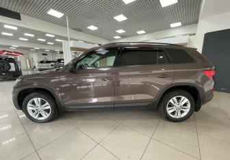Подержанный автомобиль Skoda Kodiaq 2019 года (8 фото)
