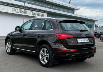 Подержанный автомобиль Audi Q5 2013 года (7 фото)
