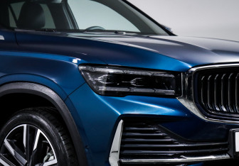 Подержанный автомобиль Geely Monjaro 2023 года (16 фото)