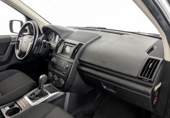 Подержанный автомобиль Land Rover Freelander 2013 года (11 фото)