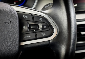 Подержанный автомобиль Geely Coolray 2023 года (29 фото)