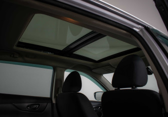 Подержанный автомобиль Nissan X-Trail 2019 года (16 фото)