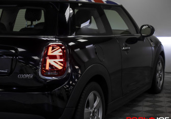 Подержанный автомобиль MINI Hatch 2019 года (29 фото)