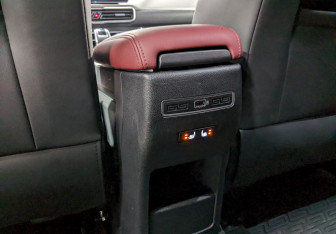 Подержанный автомобиль Geely Coolray 2021 года (16 фото)