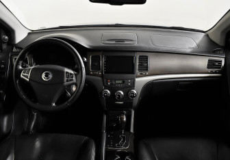 Подержанный автомобиль SsangYong Actyon 2013 года (10 фото)