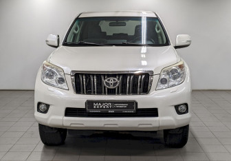 Подержанный автомобиль Toyota Land Cruiser Prado 2012 года (2 фото)