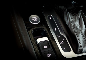 Подержанный автомобиль Volkswagen Touareg 2017 года (28 фото)