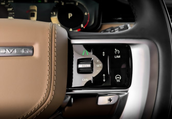Подержанный автомобиль Land Rover Range Rover 2024 года (27 фото)