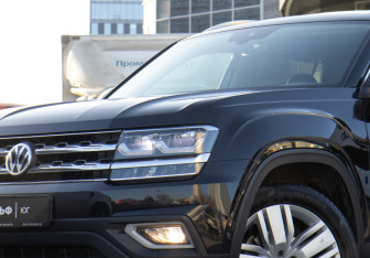 Подержанный автомобиль Volkswagen Teramont 2019 года (26 фото)