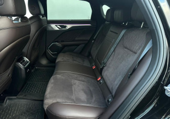 Подержанный автомобиль Wey 05 2023 года (10 фото)