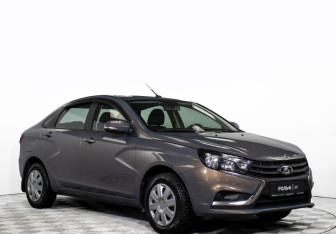 Подержанный автомобиль LADA (ВАЗ) Vesta Sedan 2018 года (2 фото)