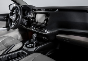 Подержанный автомобиль Nissan Xterra 2021 года (9 фото)