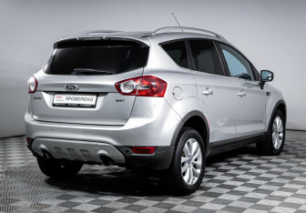 Подержанный автомобиль Ford Kuga 2010 года (5 фото)