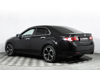 Подержанный автомобиль Honda Accord Sedan 2008 года (7 фото)