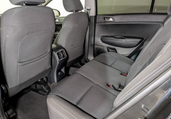 Подержанный автомобиль Kia Sportage 2018 года (13 фото)