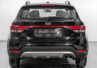 Подержанный автомобиль Kia Rio Hatchback 2020 года (6 фото)