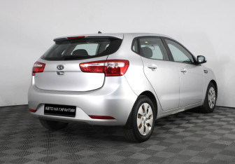 Подержанный автомобиль Kia Rio Hatchback 2012 года (3 фото)