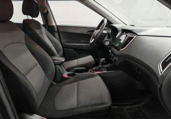 Подержанный автомобиль Hyundai Creta 2019 года (9 фото)