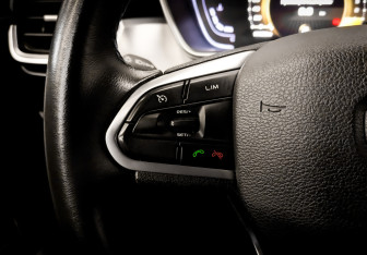 Подержанный автомобиль Geely Coolray 2022 года (23 фото)