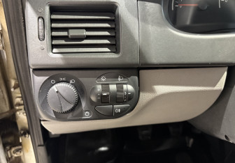 Подержанный автомобиль LADA (ВАЗ) Priora Sedan 2010 года (10 фото)