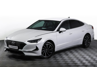 Подержанный автомобиль Hyundai Sonata 2020 года (23 фото)