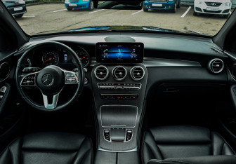 Подержанный автомобиль Mercedes-Benz GLC Coupe 2020 года (11 фото)