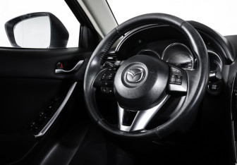 Подержанный автомобиль Mazda CX-5 2012 года (13 фото)