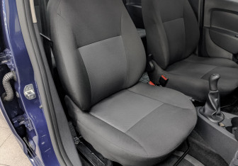 Подержанный автомобиль Renault Logan Sedan 2019 года (23 фото)