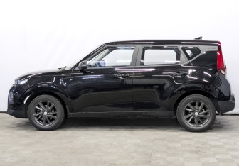 Подержанный автомобиль Kia Soul 2022 года (8 фото)