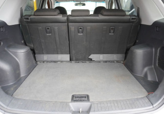 Подержанный автомобиль Kia Sportage 2008 года (9 фото)