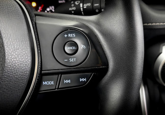 Подержанный автомобиль Toyota RAV4 2019 года (29 фото)