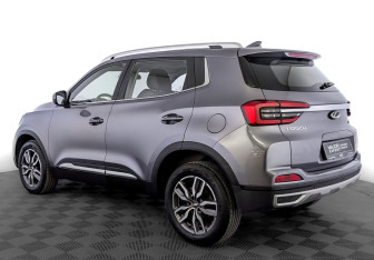 Подержанный автомобиль Chery Tiggo 4 2022 года (7 фото)