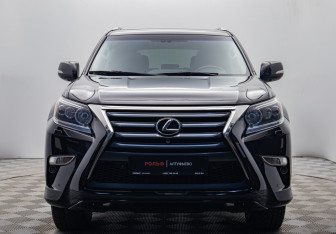 Подержанный автомобиль Lexus GX 2015 года (8 фото)